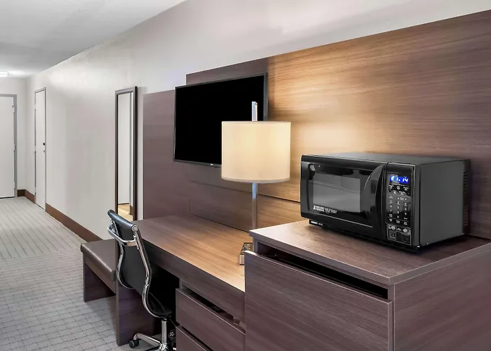 Surestay Hotel By Best Western Seatac Airport North